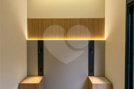 Indaiatuba - Condominio Sapezal - R$ 2.400.000,00 - Área Total 360,00 m² - Área Construída 213,32 m² - TÉRREA - 03 suítes sendo a master com closet; - Escritório; Lavabo; Cozinha com cooktop e planejados; Gourmet com churrasqueira; Ambientes preparados para ar condicionado; Piscina com cascata,