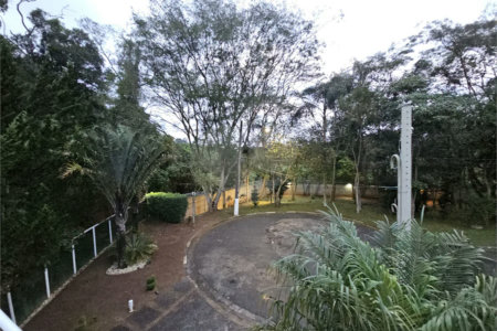 LINDA CASA PARA LOCAÇÃO COM 5 DORMITÓRIOS E PISCINA - Fernando Nobre – Cotia/SP