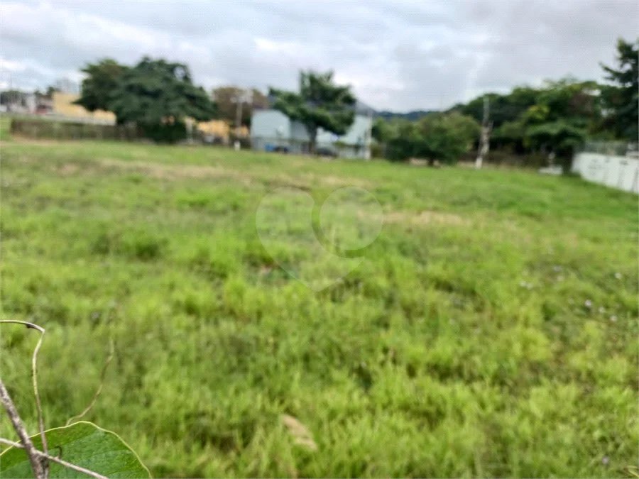 OPORTUNIDADE COMERCIAL NO CENTRO DE ITUPEVA SP