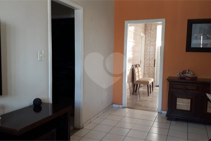 BELA CASA 274 M² C/ 3 QUARTOS 1 SALA 1 COZINHA 3 BANHEIROS 2 VAGAS Para Estacionamento coberta P/ VENDA NA V N Cachoeirinha