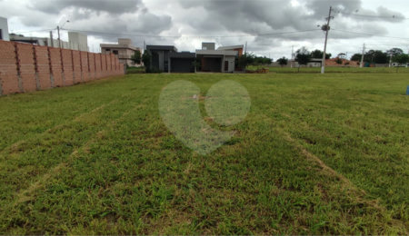 Terreno à venda no condomínio Recanto do Sabiá, São Carlos - SP