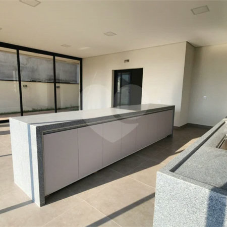 Casa à venda no Condominio Santa Isabel em Louveira, SP.