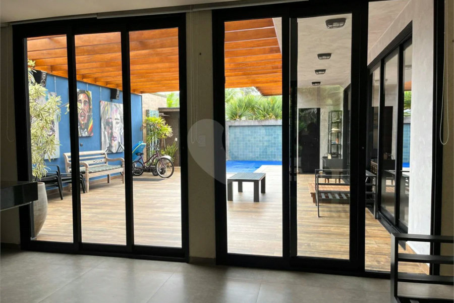 Casa à venda com 4 suítes em Boracéia, São Sebastião, SP