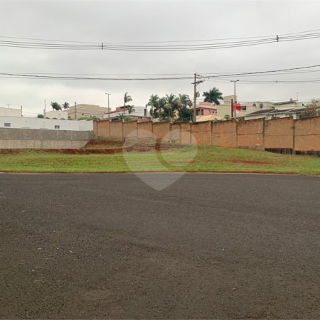 Terreno no Condomínio Nascente do Jaraguá, localizado em Araraquara/SP.