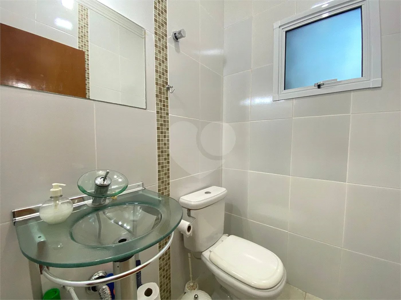 Casa à venda ou para alugar com 3 quartos, sendo 1 suíte,  em Morada da Praia, Bertioga, SP