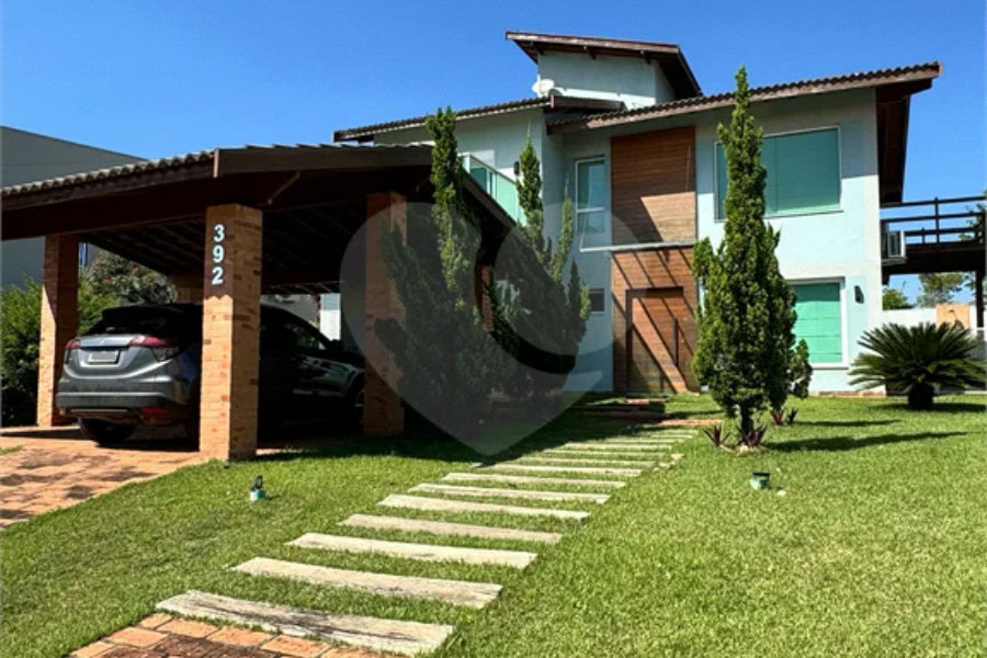 Lindo sobrado no Recanto das Águas de São Pedro - SP