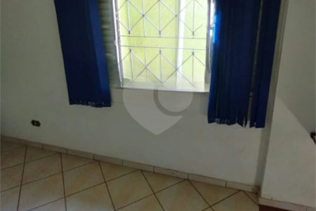 Casa térrea para venda no bairro Vila Carmem