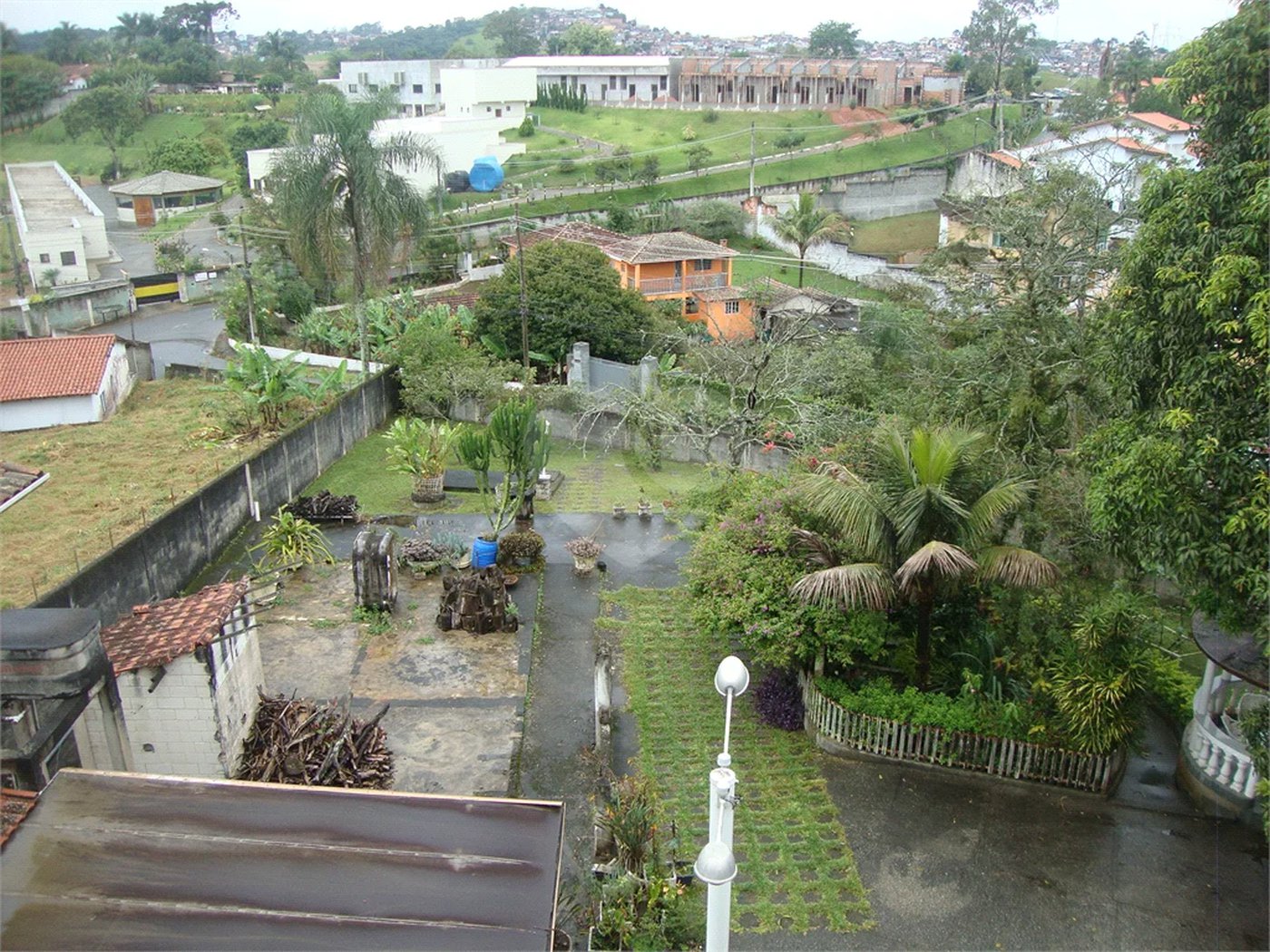 Chácara à venda com 5 quartos, sendo 2 suítes, em Jardim Arujá, Arujá, SP