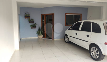 Casa à venda com 3 quartos em Jardim das Torres Prolongamento, São Carlos, SP