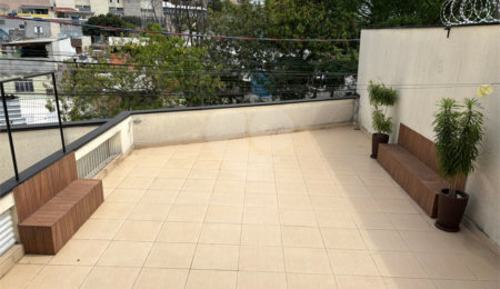 Casa Térrea à venda com 4 quartos em Vila Nova York, São Paulo, SP