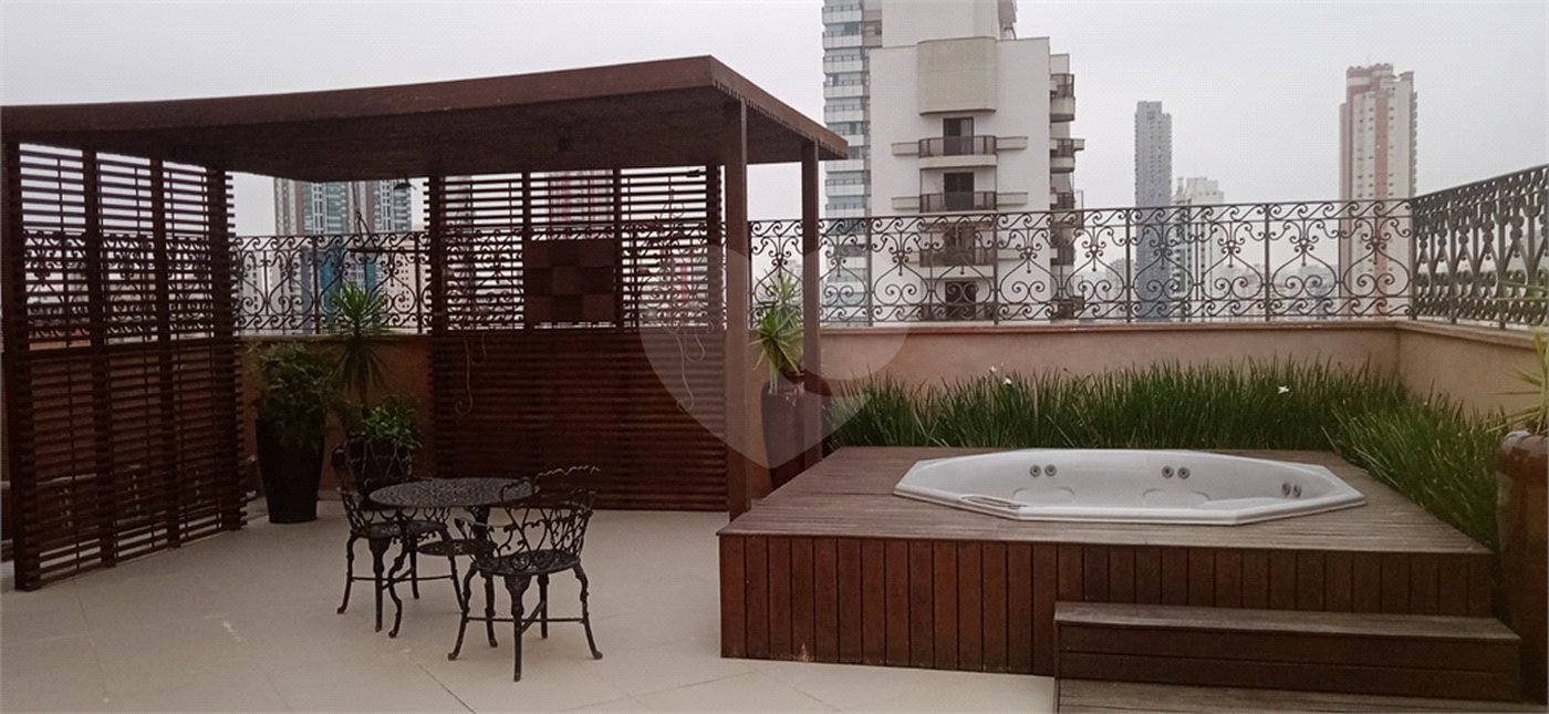 Duplex à venda com 7 quartos, sendo 5 suítes, em Anália Franco, São Paulo, SP