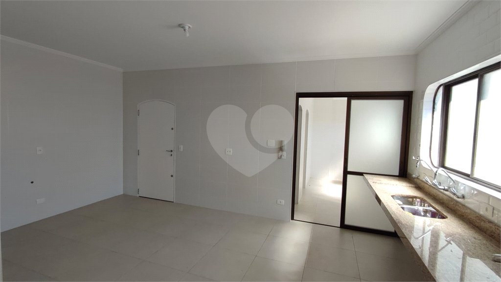 Apartamento de 3 dormitórios à Venda - Jardim Bethânia