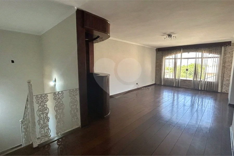 Venda Casa com 4 Dormitórios no Parque Santa Cecília