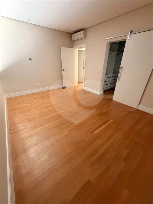 CASA À VENDA CONDOMINIO PORTAL BRAGANÇA | 4 SUÍTES | PISCINA