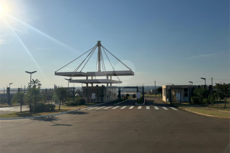 Terreno comercial de 1.685m2 á venda, em Parque Tecnológico Damha II.