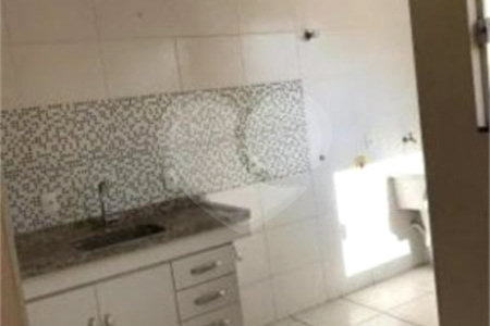 Investimento Certeiro na Gleba 1: Apartamento 1 DormItório, Quintal e Localização que Aluga Fácil