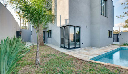 Casa à venda com 4 suítes no condomínio Reserva Robélia, São Paulo - SP