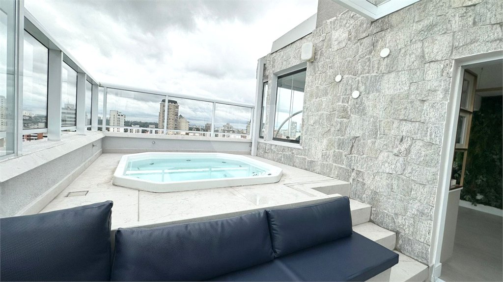 Apartamento de 140 m², 2 dormitórios sendo uma suìte, 3 vagas - Campo Belo/SP.