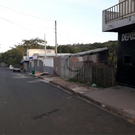 Terreno à Venda no Cidade Aracy – Oportunidade Abaixo do Valor de Mercado