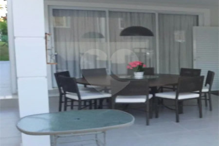 Casa à venda com 3 quartos, sendo 2 suítes, em Condomínio Residencial Terras do Oriente, Valinhos, SP