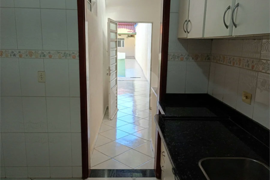 Casa térrea com edícula, com 4 dormitórios à venda no Condomínio Residencial Parque Taquaral em Piracicaba/SP.