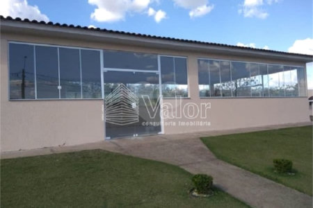 Casa Térrea no Condomínio Moradas II.