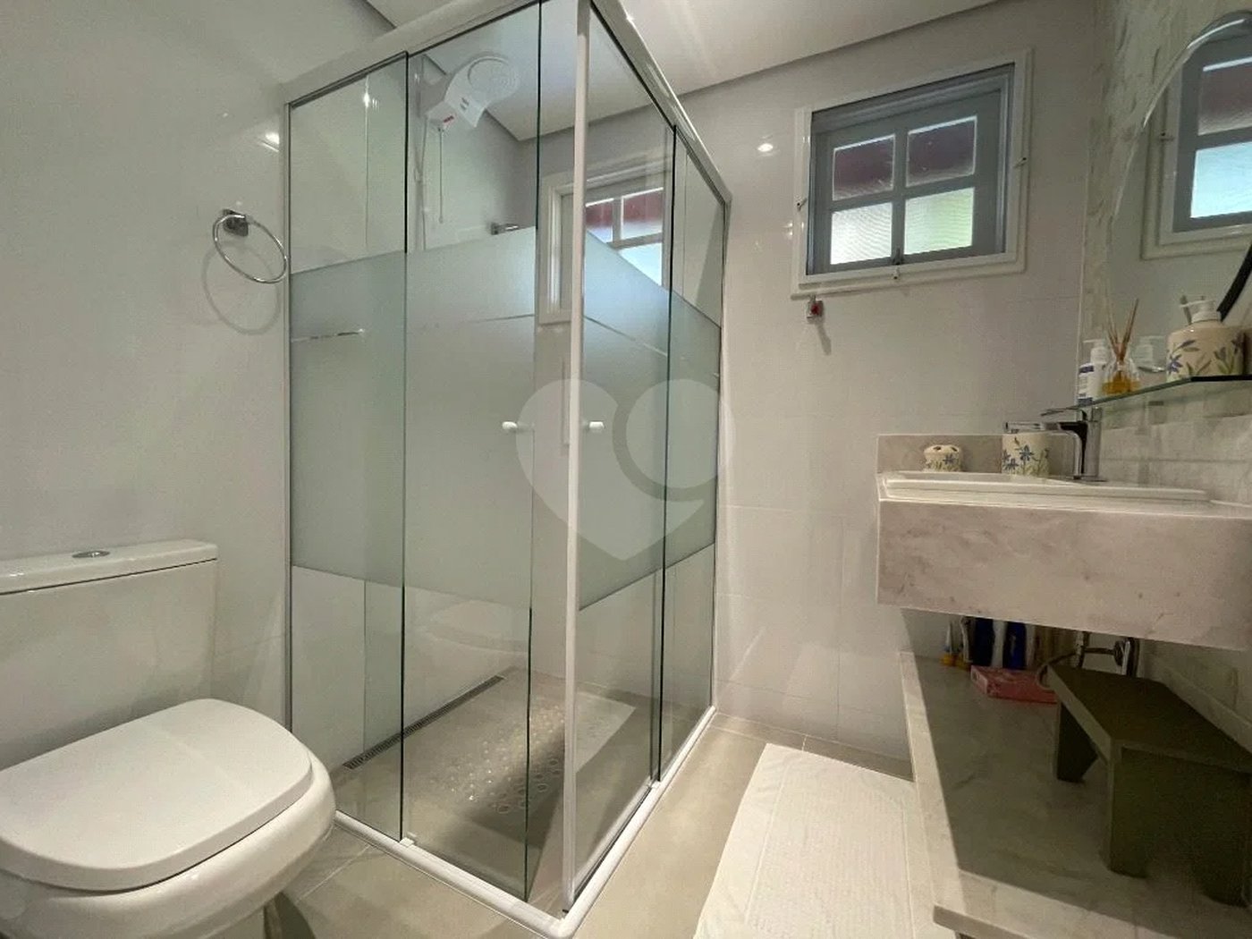 Casa à venda com 4 suítes em Riviera de São Lourenço, Bertioga, SP