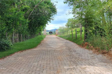 GLEBAS RURAIS EM PIRACAIA A PARTIR 20.000 M², EXCELENTE PARA CHÁCARAS E FAZENDINHAS