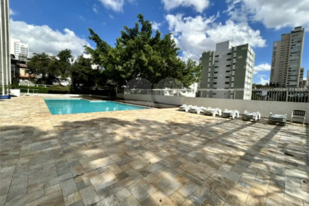 Apartamento de 105 m2, 3 dorms, 2 vagas livres em Perdizes