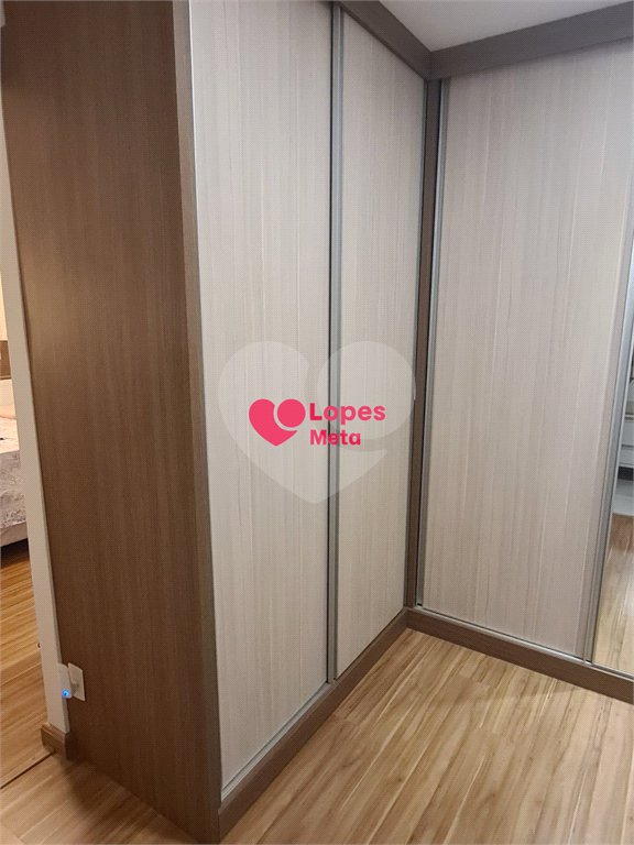 A VENDA BELISSIMO APARTAMENTO NO BAIRRO URBANOVA I, 2 QUARTOS 1 SENDO SUITE, 3 BANHEIROS E 2 VAGAS,