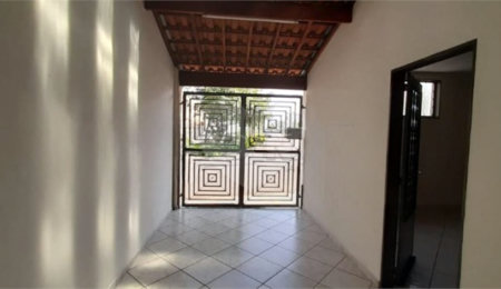 Casa à venda com 3 quartos, sendo 1 suíte,  em Núcleo Residencial Silvio Vilari, São Carlos, SP