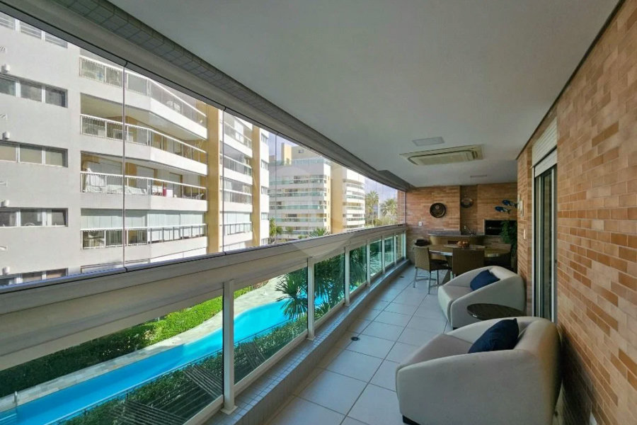 Apartamento à venda com 3 quartos, sendo 2 suítes, em Riviera de São Lourenço, Bertioga, SP