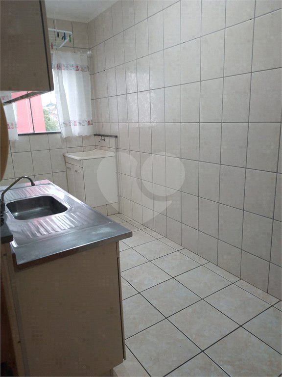 Apartamento à venda no Condomínio Álvaro Dziabas