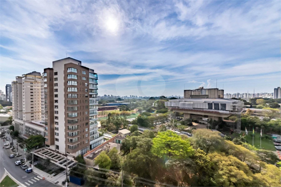 Vila Clementino - 161 m² | 2 dormitórios, com possibilidade de 3 | suíte master | 3 vagas | depósito