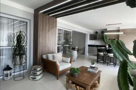 APARTAMENTO NA MOOCA LUXO - PORTEIRA FECHADA - 3 QUARTOS - 4 VAGAS ACEITA PERMUTA