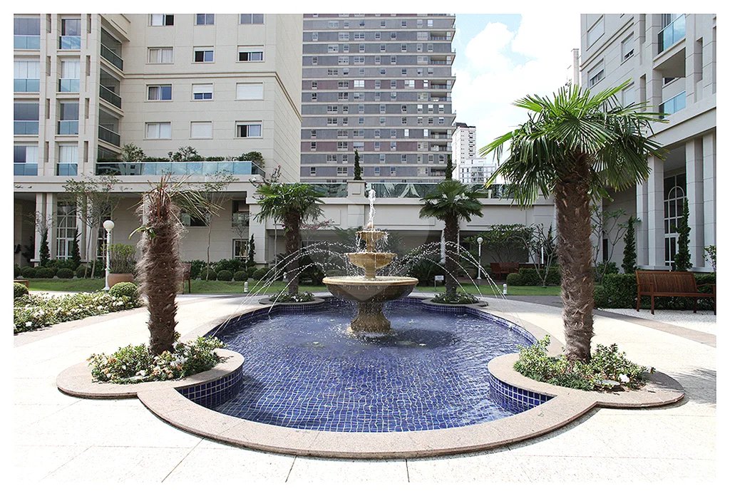 Apartamento à venda com 4 suítes em Vila Nova Conceição, São Paulo, SP