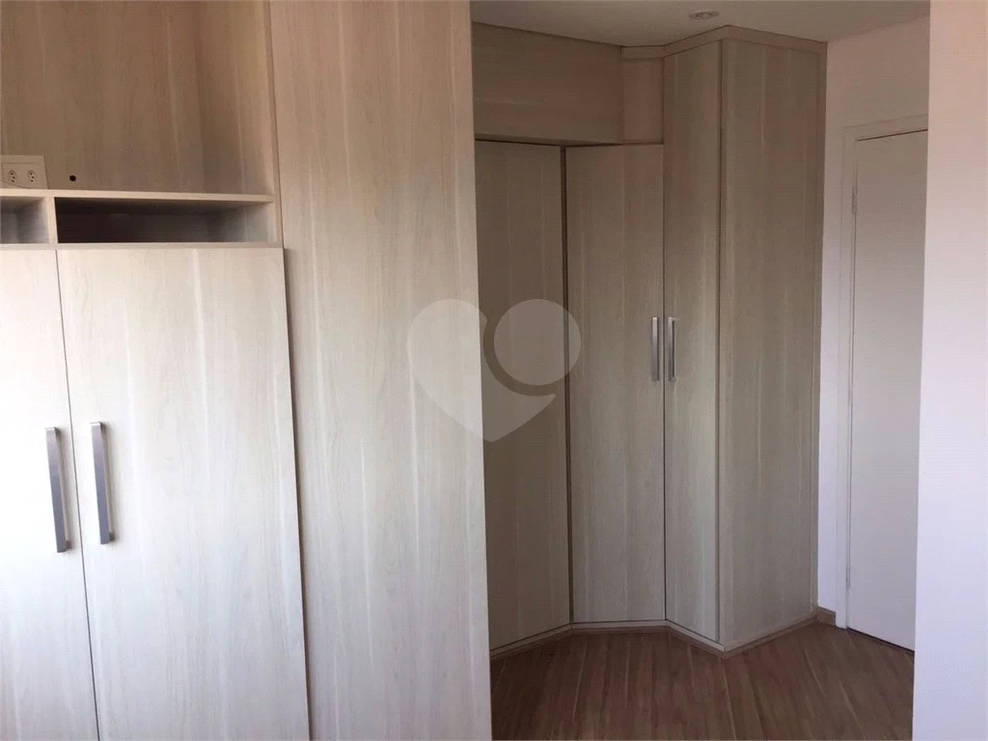 APARTAMENTO NO CONDOMINIO ÁRCÁDIA - 80 M / 2 DORMS COM 1 SUITE / 2 VAGAS
