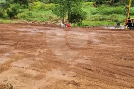 Terreno a venda no Loteamento Village de Atibaia-SP