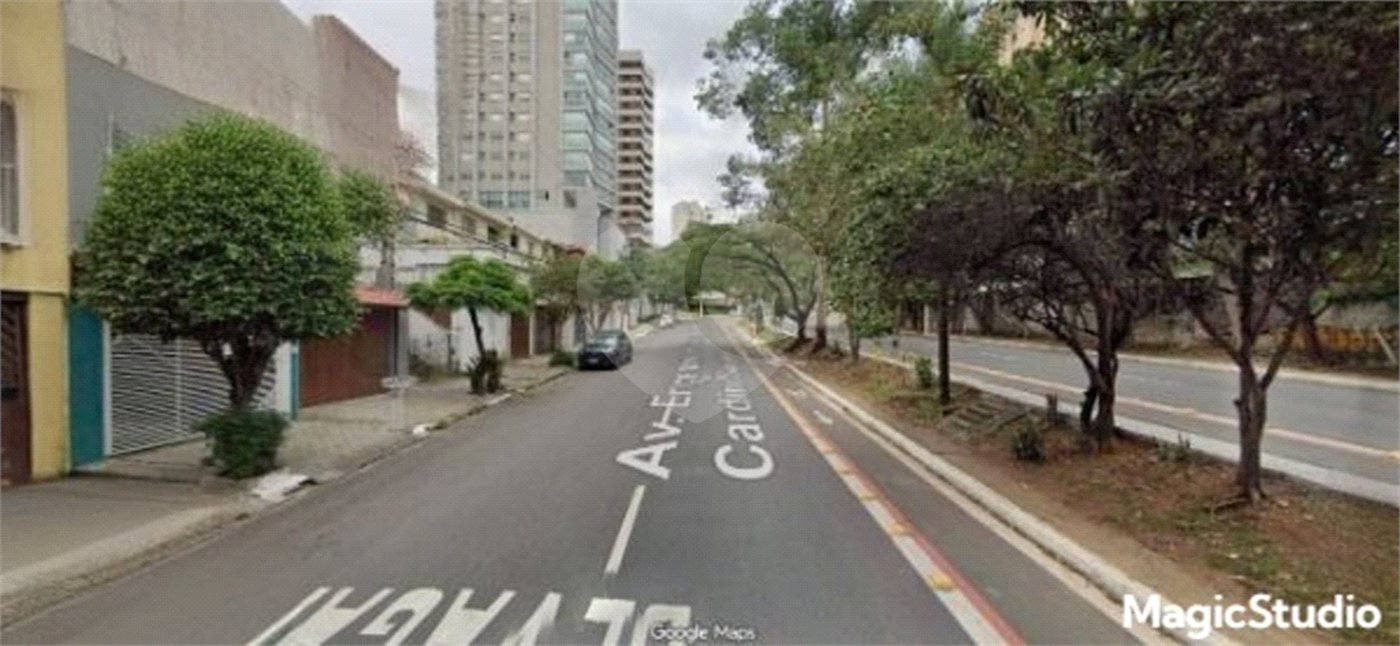 Apartamento com 187m² , 4 dormitórios , sendo 1 suíte , 3 vagas , para locação na Vila Mariana.