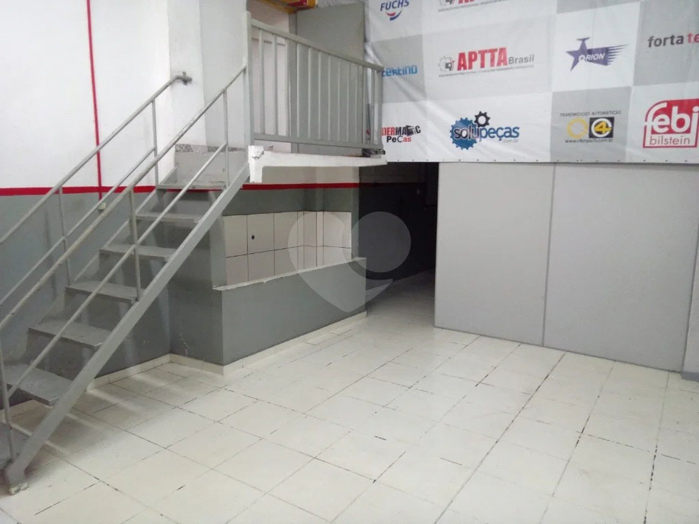 Prédio comercial 720m², 10 salas, 4 banheiros, à venda no centro de São Caetano do Sul