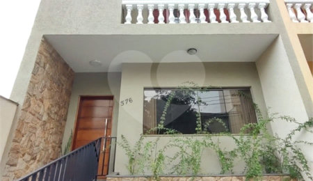Casa à venda com 3 quartos, sendo 1 suíte,  em Santa Maria, São Caetano do Sul, SP