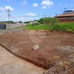 Terreno com 251,00 m² .