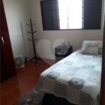 Sobrado à venda com 3 quartos em Jardim Bicão, São Carlos, SP