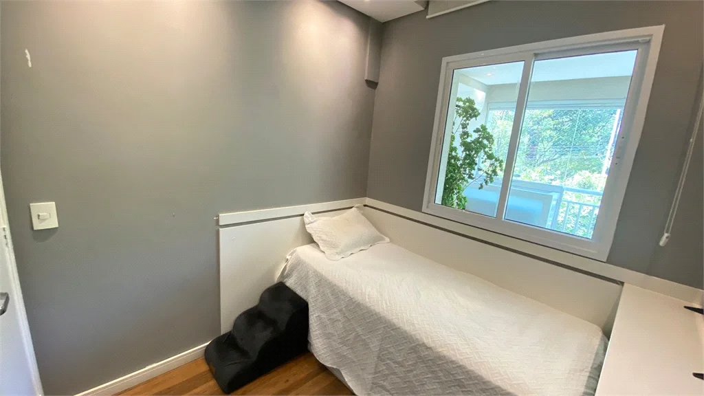 Apartamento à venda com 3 quartos, sendo 1 suíte, em Vila Andrade, São Paulo, SP