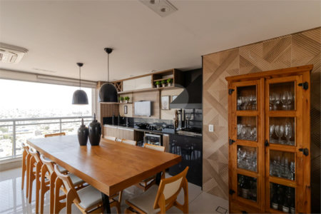 APARTAMENTO IPIRANGA COM 4 SUÍTES E 3 VAGAS - REFORMADO!