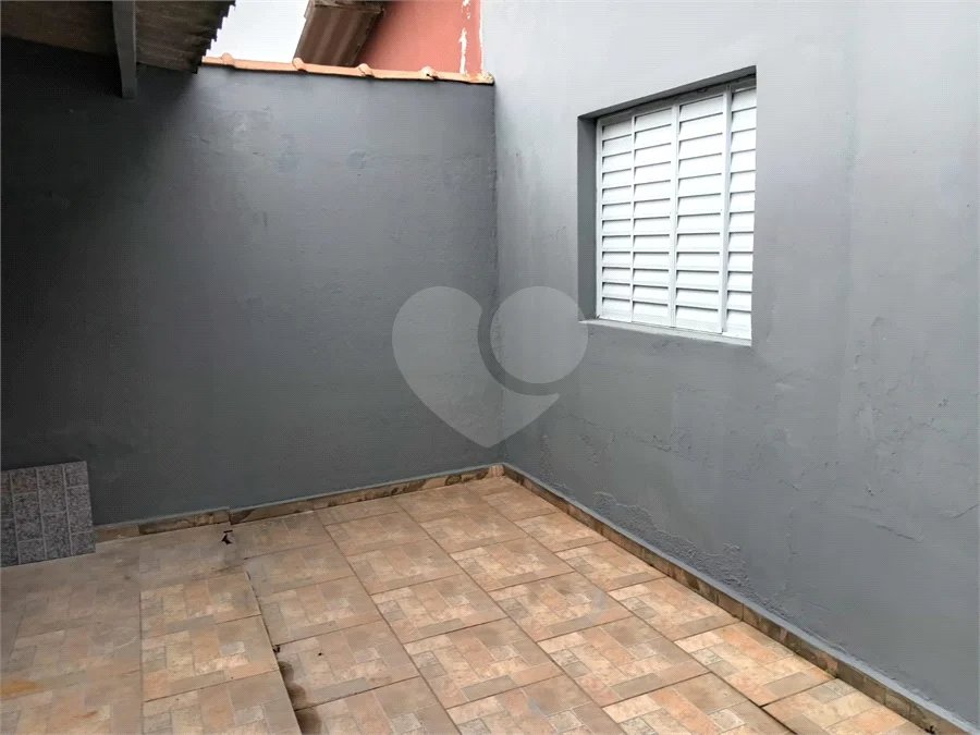 Casa com 2 dormitórios para alugar, 90 m²- Jardim Villaça - São Roque/SP