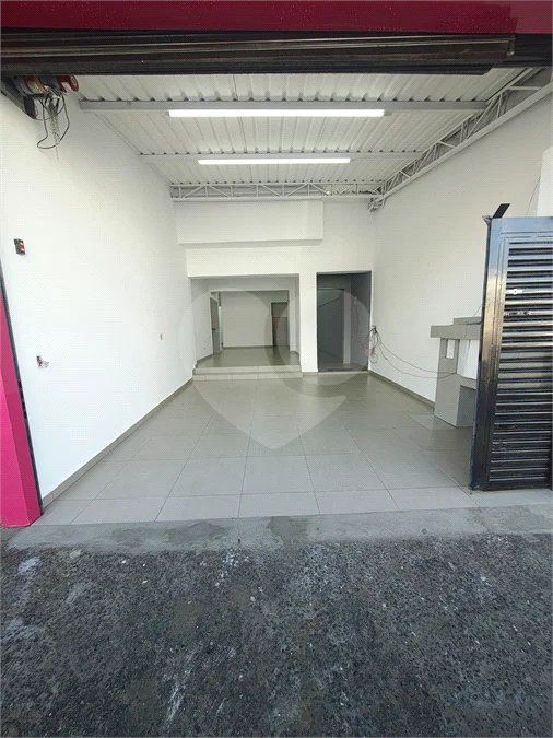 SALÃO COMERCIAL DE 100M² - RECEM REFORMADO