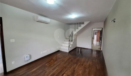 Sobrado à venda com 2 quartos em Vila Feliz, São Paulo, SP