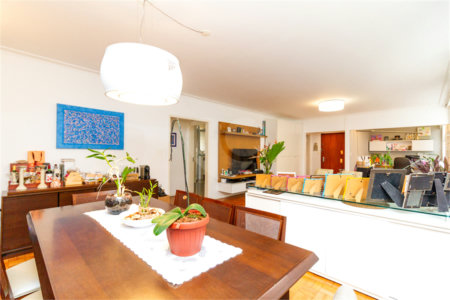 Apto espaçoso | 180 m² | 3 dorms. (1 suíte) | 1 vaga em Santa Cecília!