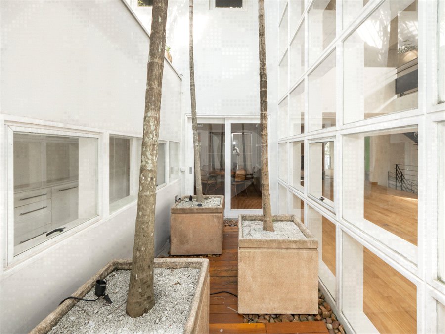 Casa com 4 quartos a venda Vila Nova Conceição, São Paulo - SP